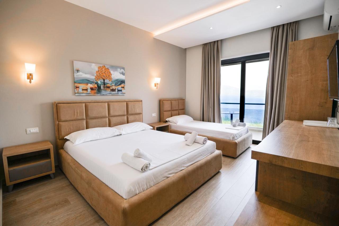 Hotel Roalb Radhimë Εξωτερικό φωτογραφία
